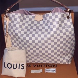 Meet your Posher, Maegon